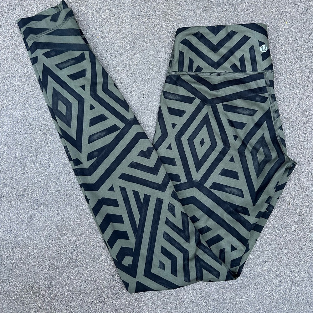 Lululemon Wunder Under Leggings Women 4 Green Tribal Aztec Mid Rise
